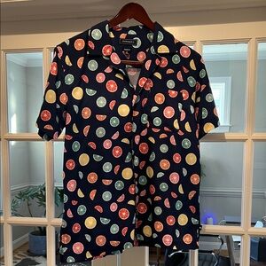 Crown & Ivy Men's Navy Citrus Print Shirt